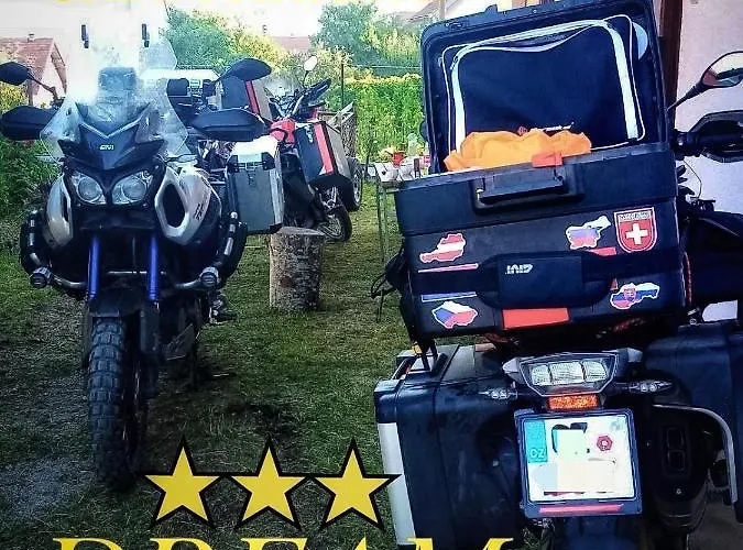 בית אירוח Dream *